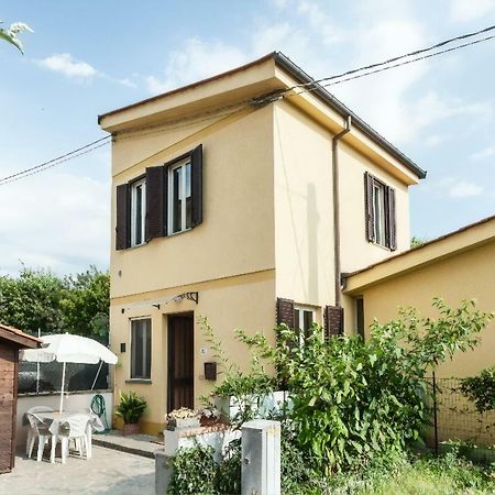 La Casina Gialla Independent House - Near The Walls Lucca Kültér fotó